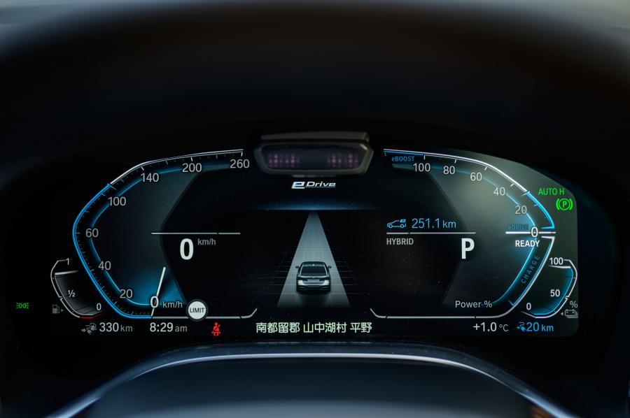 Панель приборов BMW 745e (G11) 2019 года  (JP) (фото 13 из 21)